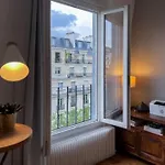 1 Bedroom Fashion Week And Roland Garros
